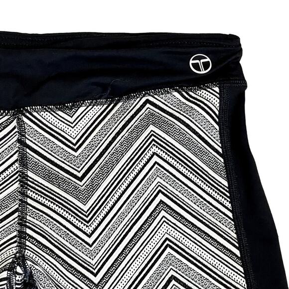TRINA TURK RECREATION CROP‎ LEGGINGS SIZE L - Picture 3 of 7